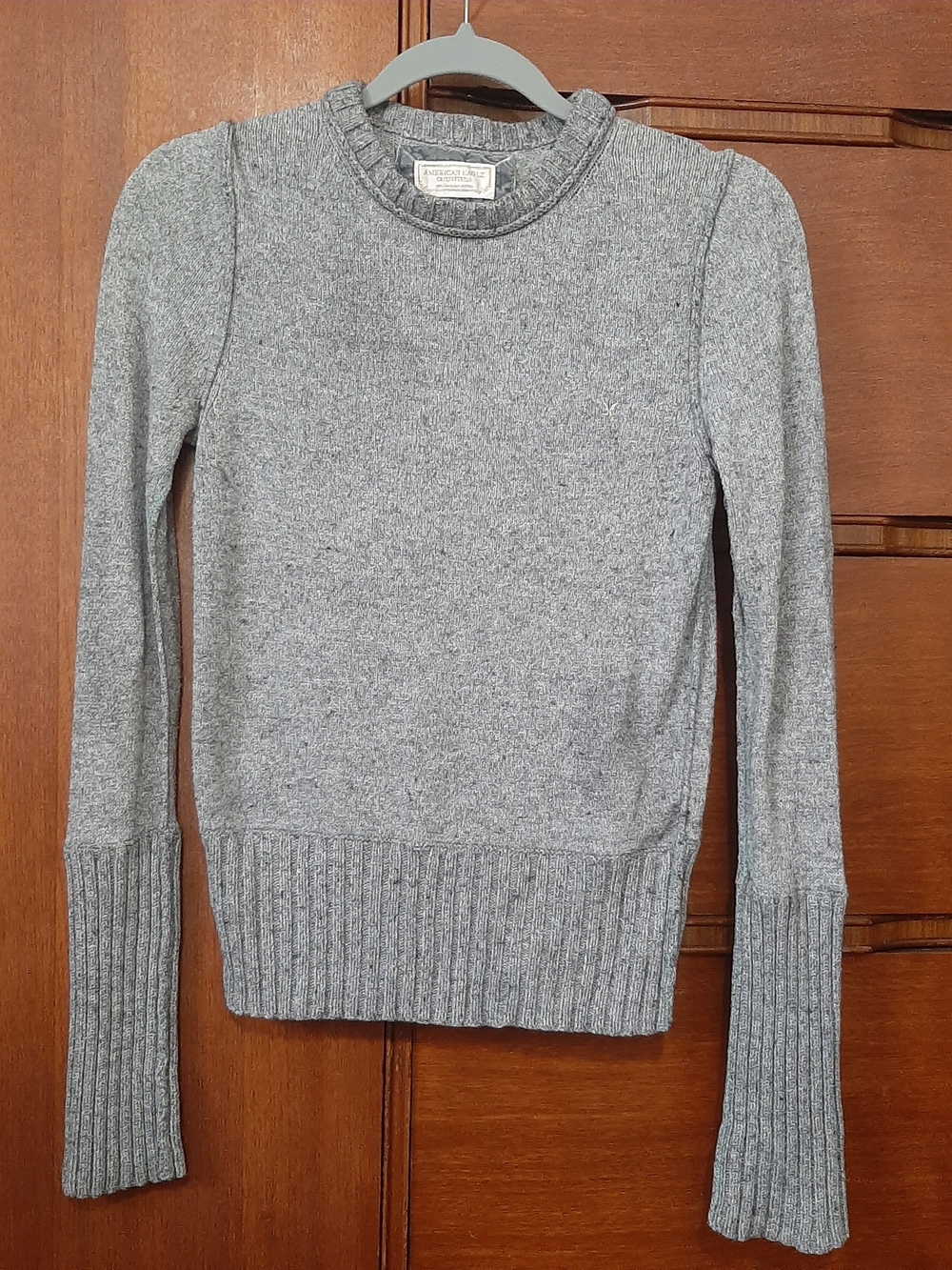 American Eagle Outfitters Heather Gray Ribbed Cuff Crew Sweater
